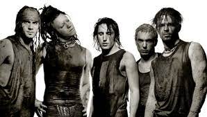 He is the singer of the industrial rock band nine inch nails. Trent Reznor Will Finally Explain The History Of Nin S Hurt For Netflix