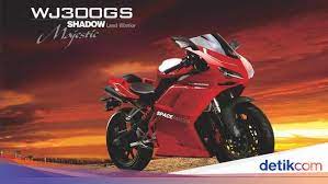 Adapun daftar motor sport murah terbaru di indonesia, mulai dari yamaha r15, yamaha mt, yamaha byson, honda cb150r, yamaha vixion dan inilah senjata utama dari produk honda sendiri yang banyak memikat para pecinta motor indonesia. 10 Motor Tiruan Buatan China Paling Kocak