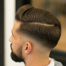 El corte fade o «degradado» es un tipo de corte de pelo en declinación que se hace en el con la reinvención de moda en cortes de pelo para hombres hemos hecho una selección de los mejores cortes fade, un estilo de mid fade. 125 Best Haircuts For Men In 2021 Ultimate Guide