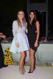 Η ηλιάνα παπαγεωργίου instagram @ilianapapageorgiou. Gamos Menoynos To Glenti Kai Oi Lamperoi Kalesmenoi Star Gr