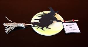 Halloween Einladungskarten Basteln 3 Hexe Vorm Vollmond Anleitung Einladungskarten Basteln Einladung Geburtstag Basteln Halloween Einladung