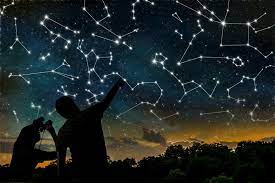 Bintang kecil di langit yang biru amat banyak menghias angkasa aku ingin terbang dan menari jauh tinggi ke tempat kau berada. Cara Mudah Mengetahui Rasi Bintang Di Langit Malam Info Astronomy