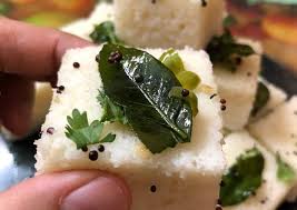 Pour the cake batter into cups or cake pan. Simple Way To Make Homemade Rava Or Sooji Ka Dhokla Savory Steamed Cake With Semolina Healthy Breakfast Best Recipes
