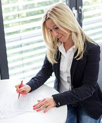 Verschiedene muster arbeitsverträge kostenlos herunterladen, stand 2019. Polnische Legale Pflegekrafte Die Rechtliche Seite