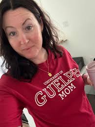 Hey everyone! I'm Lala, 18 year old CEO of La's Sweet Treats LLC, Luxury  360 Experience, Fabulash by La Lashes & Co-Founder of Amore The Decor 💕.  I'm a celebrity treat maker