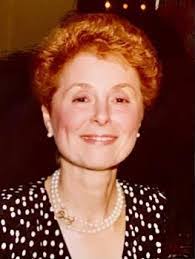 Leona Pence's Instagram, Twitter & Facebook