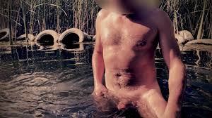 Un poco de erotismo entre el porno duro.