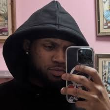 Sarah birkett (@Sagbirkett)