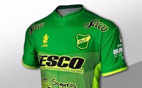 Each channel is tied to its source and may differ in quality, speed, as well as the match commentary language. Camiseta Alternativa Lyon De Defensa Y Justicia 2016 2017