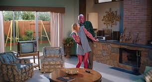 Wandavision Mystery Deepens In Episode 3 As The Family Sitcom Aesthetic Advances In Bright 70s Colors Rotten Tomatoes Movie And Tv News