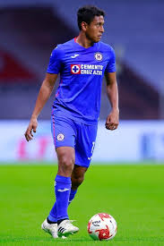 Luis romo, 26, méxico cd cruz azul, desde 2019 pivote valor de mercado: Cruz Azul Luis Romo Paso De Ser Pescador A Convertirse En Jugador Profesional De La Liga Mx