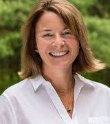 4 Hawthorne Ln, Dover, MA 02030