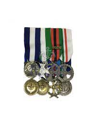 Tel +39 0584 90121 fax +39 0584 90122. Confezione Medagliere