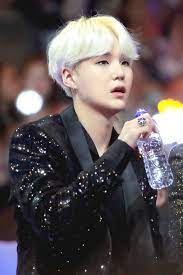 #hq 160721 yoongi durante o bts x bbq summer pool party. 171201 Mama 2017 Suga Suga Min Yoongi Kim Namjoon