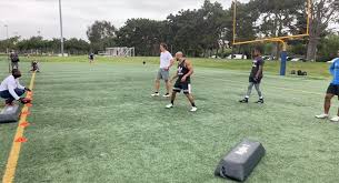 Stay up to date with nfl player news, rumors, updates, analysis, social feeds, and more at fox sports. Chargers Austin Ekeler Looks To Twitch For New Way To Engage With Fans The Esports Observer