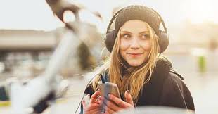 Baik itu solo, grup, hingga kolaborasi. 150 Lagu Yang Lagi Hits Di Kalangan Anak Muda Tahun 2019 Musikpopuler Com