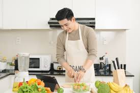 Tupperware tips menjaga kebersihan peralatan di dapur solusi. 5 Tips Untuk Menjaga Kebersihan Dapur Saat Masak Dirumahaja Kumparan Com
