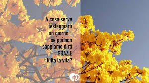 Le frasi migliori per whatsapp e facebook. Auguri Per La Festa Della Donna 8 Marzo Pensieriparole Youtube