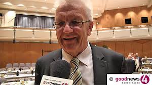 Susanne eisenmann ist spitzenkandidatin der cdu für die landtagswahl 2021. Ministerprasident Kretschmann Zu Erneuter Kandidatur Ich Habe Mich Gepruft Cdu Fraktionschef Reinhart Haben Mit Susanne Eisenmann Eine Exzellente Spitzenkandidatin