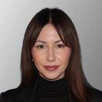 60+ "Lisa Ea" profiles