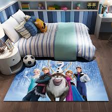 Magnifique composition reine des neiges changez la décoration de la chambre de votre petite fille en quelques minutes. Tapis Reine Neiges