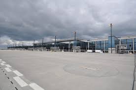 | more than 10,000 parking spaces are available at berlin brandenburg airport. Aerogare T1 De L Aeroport De Berlin Brandebourg Schonefeld 2020 Structurae