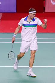 Hiroyuki endo and viktor axelsen showed us the power of this racket during the all england 2020, but beginners and intermediates should err on the side of caution when considering purchasing the astrox 100 zz. Viktor Axelsen On Twitter Badminton Photo