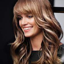 Les Colorations A Adopter Pour L Automne Hiver 2020 2021 Cheveux Coiffure Tendances Coiffures