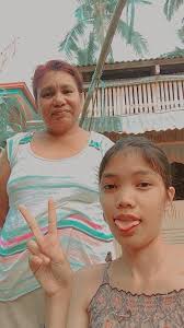 I know im content creator means put my self out there but anyone 👀 like me  that i only want only women or mom that watch my content .