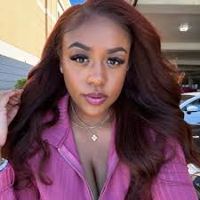 Abby McLain (@abbsmclain)