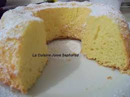 Gateau Super Moelleux Au Citron La Cuisine Juive Sepharad Et Autres Recettes Gourmandes Moelleux Au Citron Gateau Moelleux Recette Gourmande
