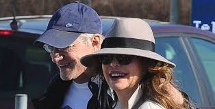 Scopriamola insieme ▶ se ti è. Alba Parietti E Christopher Lambert Pendolari Per Amore E Fidanzati In Casa Gossip