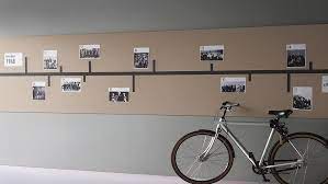 Forbo bulletin board linoleum material is suited for use as a notice board and provides a functional finish to walls, furniture, door panels and cupboards. Oberflachen