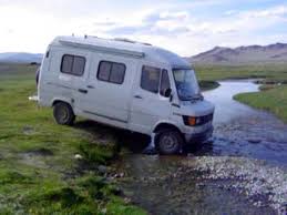 Passage A Gue En Fourgon Amenage En Mongolie Youtube