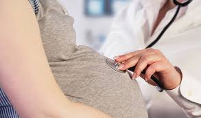 Jangan ragu untuk segera mengemasi perlengkapan bayi dan ibu dalam sebuah tas, ya. 10 Tanda Tanda Persalinan Sudah Dekat