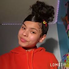 Barrettes Or Butterfly Clips Aesthetic Hair Clip Hairstyles Natural Hair Styles Easy