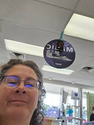 Vendors, share your products in the shopping room