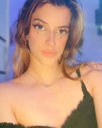 Michelle Vasquez's Instagram, Twitter & Facebook