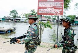 Selain flek hitam, jerawat juga bisa menyebabkan bolong pada kulit atau biasa disebut atrofi. Bekas Tentera Tidak Berpencen Sakk Kal