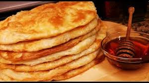 خبز التنور اليمني يعتبر من أشهر أنواع الخبز وهو مفيد ومغذي لأنه يحتوي العديد من العناصر الغذائية الهامة والتي تفيد جسم الإنسان، وهذا حيث أن اليمن تستهر كثيراً بتقديم العديد. Ø®Ø¨Ø² Ù…Ù„ÙˆØ­ Mp3
