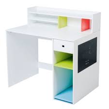 Lits en hauteur avec rangement ★ lits mezzanine en bois ou métal ★ petits prix. Bureau Enfant Amenager Un Espace De Travail Dans La Chambre D Un Enfant Bureaux Pour Enfants Un Max D Idees