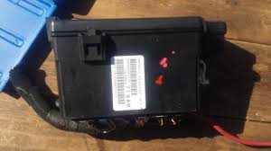 Anyone have any ideas on how to fix this? 06 10 Chrysler Pt Cruiser Totally Integrated Power Module Fuse Box P56 Usedpartsrus