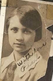 Lowell Family History: Last Name Origin & Meaning