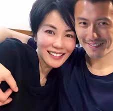 Nicholas Tse Proves That He & Faye Wong Are Still Happily Attached
