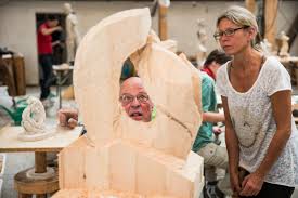 Gross Skulpturen In Holz Schnitzschule Geisler Moroder Du wirst in den kategorien afrika, asien, engel oder tiere garantiert fündig.