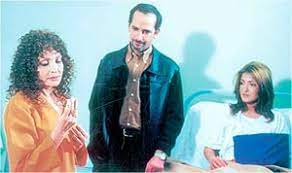 دراما شديدة التميز تناقش موضوع جدبد وهام وتدور احداثه بين مصر وامريكا وتصور بشكل رائع كيف ان الانسان المصرى مهما تعرض لسلبيات واحباطات يظل صاحب ارادة ومشاعر قوية ويسيطر عليه الانتماء الى وطنه. Ù‡Ø´Ø§Ù… Ø³Ù„ÙŠÙ… Ø£Ù…Ø§ÙƒÙ† ÙÙŠ Ø§Ù„Ù‚Ù„Ø¨ Ù†Ù‚Ø·Ø© ØªØ­ÙˆÙ„ ÙÙŠ Ø­ÙŠØ§ØªÙŠ Ù„ÙƒÙ† Ù…Ø´ÙƒÙ„ØªÙŠ Ù…Ø¹ Ù…Ù†ØªØ¬Ù‡ Ù…Ø³ØªÙ…Ø±Ø©