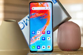 Tecno Camon 18 Premier in for review ...