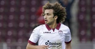 عاد الدولي المصري، عمرو وردة، جناح منتخب مصر، إلى تدريبات فريقه من جديد، باوك سالونيكا اليوناني، بعد استبعاده من المران على مدى الأيام القليلة الماضية، بسبب مشكلته الأخيرة مع المدير الفني، الروماني رافشان لوسيسكو. Ø¹Ù…Ø±Ùˆ ÙˆØ±Ø¯Ø© Ù„Ù† Ø£Ù„Ø¹Ø¨ ÙÙ‰ Ù…ØµØ± Ø¥Ù„Ø§ Ù„Ù„Ø£Ù‡Ù„Ù‰ Ø§Ù„ÙŠÙˆÙ… Ø§Ù„Ø³Ø§Ø¨Ø¹