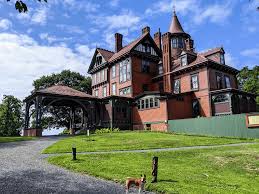 Discover the historic sites and museums that celebrate the achievements and history of women in new york state. The Top Things To Do In Rhinebeck New York