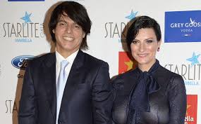 Le migliori bacheche di paolo carta. Laura Pausini Sobre Novio Paolo Carta Nunca Me Pide Dinero People En Espanol